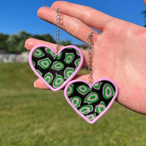 Handmade Psychedelic Polymer Clay Heart Statement Earrings - Picture 4 of 17